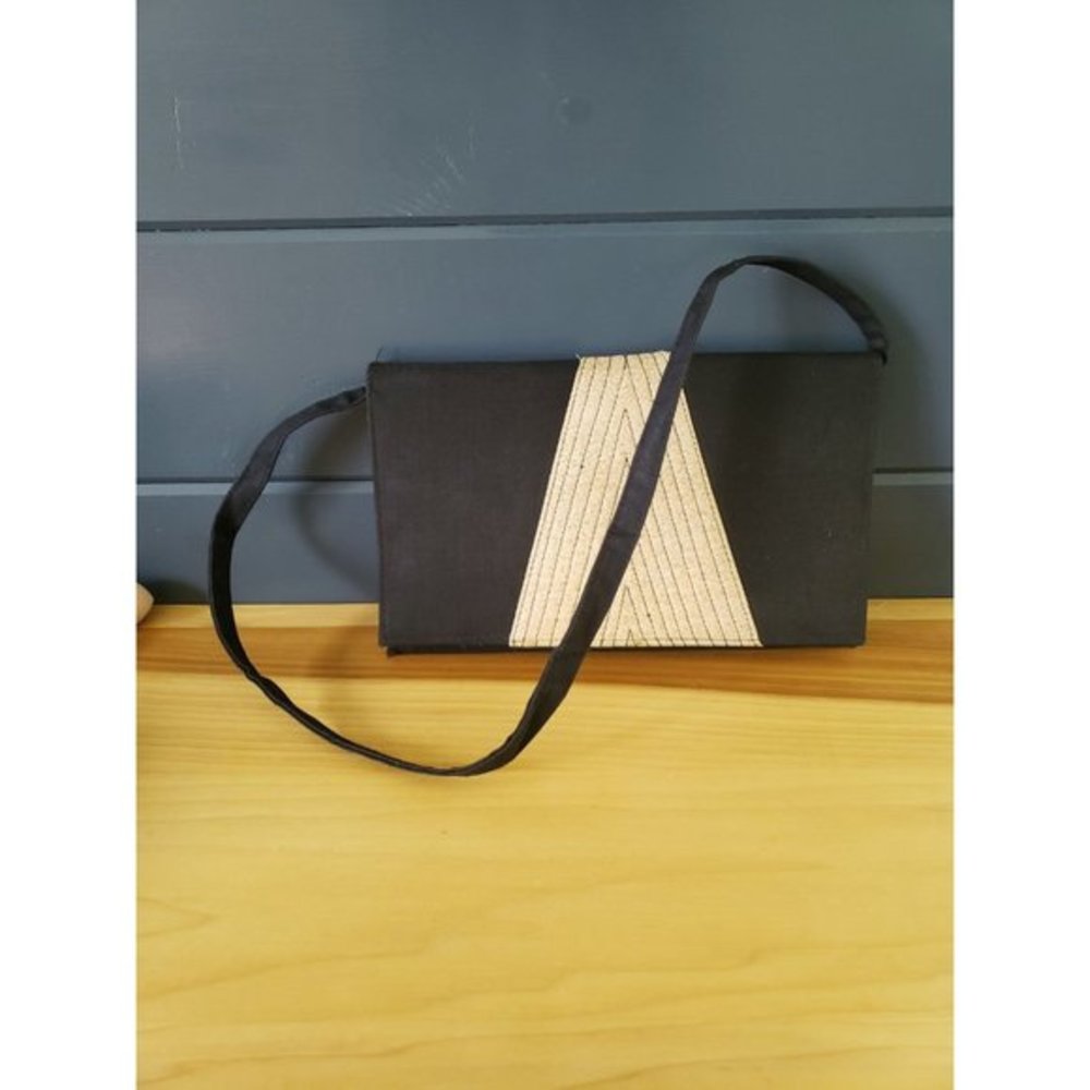 Vintage Black and‎ Beige Fabric Shoulder Bag